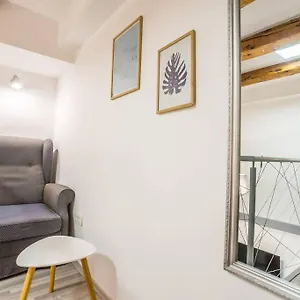  Appartamento Apartma N'poznam Tobacna