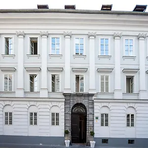 Antiq Palace - Historic Of Europe מלון